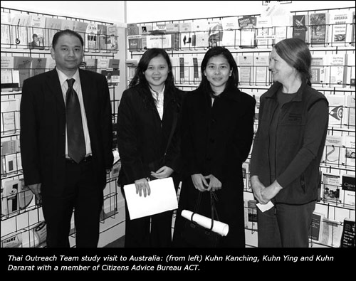 Thai Outreach Team study visit to Australia: (from left) Kuhn Kanching, Kuhn Ying and Kuhn Dararat with a member of Citizens Advice Bureau ACT.