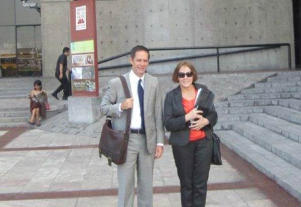 Ombudsman Officers ouside Ministry of Culture